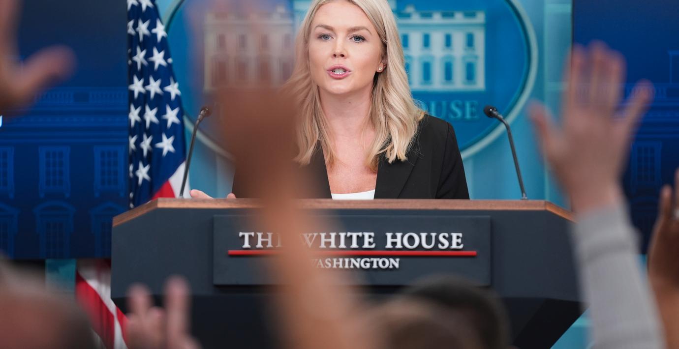 Vita husets talesperson Karoline Leavitt 