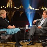 Norges statsminister partiledare Erna Solberg och Fredrik Skavlan.