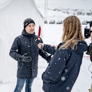 Bild från vallokal i samband med val på Grönland 2025. 