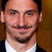 Zlatan var nog glad ändå, han fick två utmärkelser på Fifas gala.