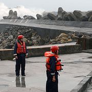 Kustbevakare vid Keelungkusten i Taiwan