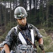 Räddningsarbete söker efter överlevande i Atsuma i norra Japan.