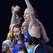 Sophie Hansson, Sarah Sjöström och Louise Hansson. 