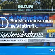 SD:s nya valreklam på en Västtrafikbuss.