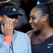 Naomi Osaka och Serena Williams. 