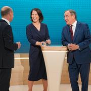 Olaf Scholz (SPD), Annalena Baerbock (De Gröna) and Armin Laschet (CDU). 