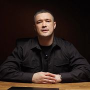 Mychajlo Fedorov i sin egen video.