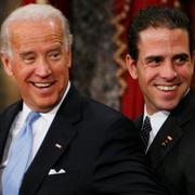 Joe Biden med sonen Hunter. Arkivbild.