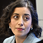 Simona Mohamsson (L) och Jimmie Åkesson (SD).