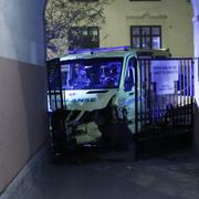 Ambulansen efter kraschen.