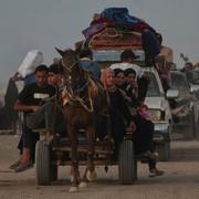 Palestinier på flykt från norra Gaza den 1 oktober 2025.