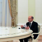 Vladimir Putin och Olaf Scholz i Moskva. Mikhail Klimentyev / AP