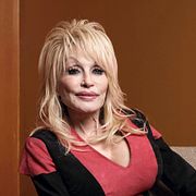 Dolly Parton 2022.