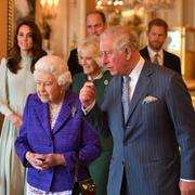 Elizabeth II och prins Charles. 