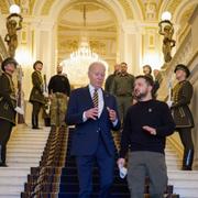 Joe Biden och Volodymyr Zelenskyj under deras möte i Kyiv den 20 februari i år.