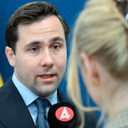 Utrikeshandelsminister Benjamin Dousa (M).