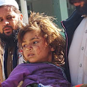 Ett barn förs till sjukhus efter att hon skadats i en av attackerna.