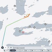 Bilden visar hur kollisionen ska ha gått till utanför Ålesund i Norge.