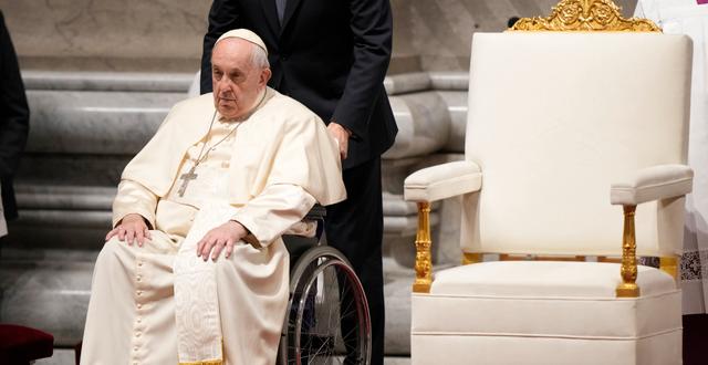 Påve Franciskus i Peterskyrkan på nyårsafton. Andrew Medichini / AP