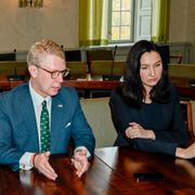 Stockholms finansregionråd Aida Hadzialic (S) och oppositionsregionsråd Kristoffer Tamsons (M). 