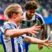 Max Fenger jublar efter att ha gjort 1-0 under måndagens fotbollsmatch i allsvenskan mellan IFK Göteborg och Degerfors IF på Gamla Ullevi.