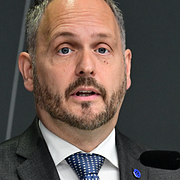 Jörgen Berglund (M)/svenska soldater vid övning.