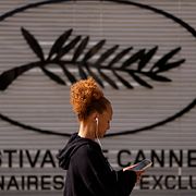 Kvinna i Cannes, 11 maj. 