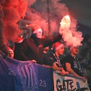 Djurgårdens supportrar tände bengaler i samband med matchen mot Legia Warszawa på dåvarande Tele2 arena. 