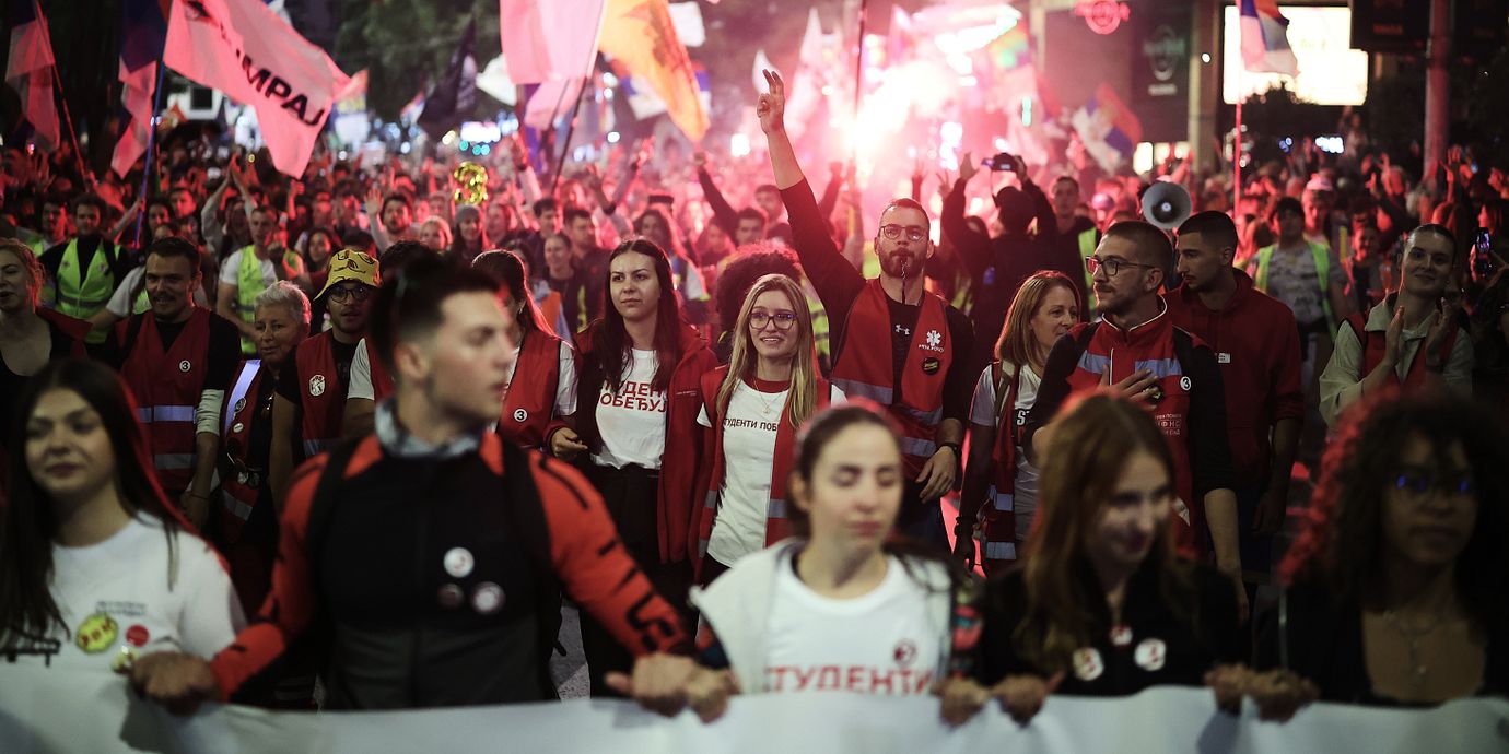 Studentlistans sista valmöte i centrala Belgrad.