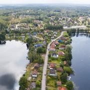 Hus i samhället Björneborg i Kristinehamns kommun.