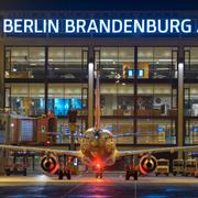 Flygplan på Berlin Brandenburg-flygplatsen.