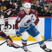 Colorados storstjärna Nathan MacKinnon i natt.