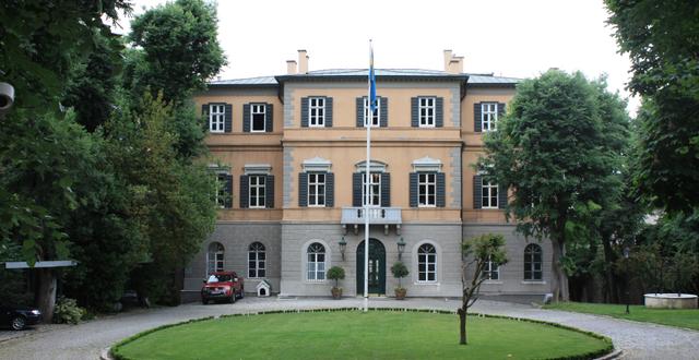 Sveriges och Nederländernas konsulat i Istanbul. Wikimedia Commons