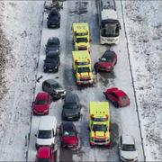 Nästan hundra fordon, både bilar och lastbilar, var inblandade i en masskrock på E18 mellan Enköping och Bålsta på lördagen.