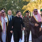 President Volodymyr Zelenskyj på plats i Saudiarabien.