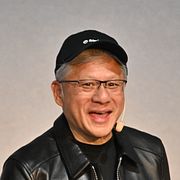 Jenny Nordlöw, vd för superdatorprojektet Sferical AI, och Jensen Huang, vd för Nvidia, under eventet ”Sferical One” i Stockholm på torsdagen.