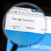 Enligt Google kan Analytics inte identifiera individer.
