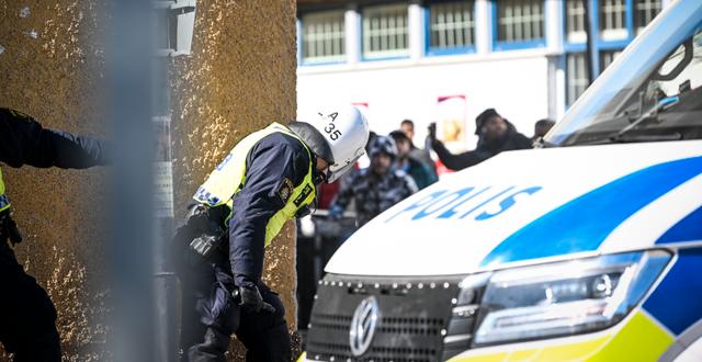 Polis under insatsen i Rinkeby. Henrik Montgomery/TT