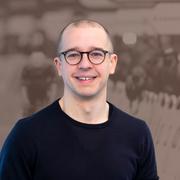 Niklas Laninge, sparpsykolog på Opti och gästkrönikör hos Omni Ekonomi. 