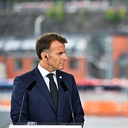 Frankrikes president Emmanuel Macron och statsminister Ulf Kristersson (M) under en pressträff i samband med det bilaterala mötet som hålls med fokus på Sveriges och Frankrikes fördjupade försvarspolitiska samarbete.