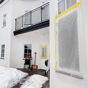 Huset där Säkerhetspolisen grep två personer misstänkta för grov olovlig underrättelseverksamhet och medhjälp till samma brott.