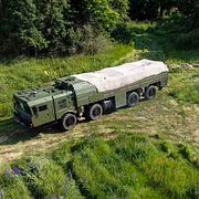 En bild från 2024 från den ryska militären. På bilden syns robotsystemet Iskander, som kan avfyra kärnvapen.