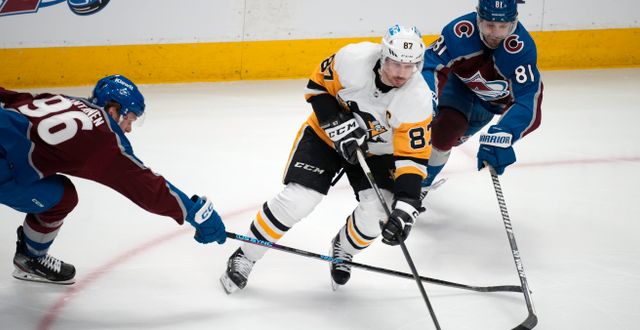 Pittsburgh Penguins center Sidney Crosby under matchen mot Colorado. David Zalubowski / AP