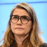 Miljöpartiets ekonomiskpolitiska talespersonen Janine Alm Ericson presenterar partiets förslag till vårbudget vid en pressträff. 