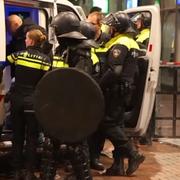 Bild från polisinsatsen efter matchen. Arkivbild.