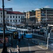 Arkivbild av spårvagnar på Järntorget i Göteborg .
