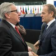 Jean-Claude Juncker och Donald Tusk. Arkivbild. 