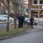 Polis arbetar på platsen