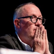 Borgmästaren i Crans-Montana Nicolas Feraud.