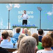 Statsminister Ulf Kristersson (M) under sitt tal i Almedalen.